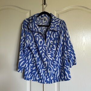 Zenergy by Chico’s blue white animal print zip 3/4 sleeve jacket size XL
